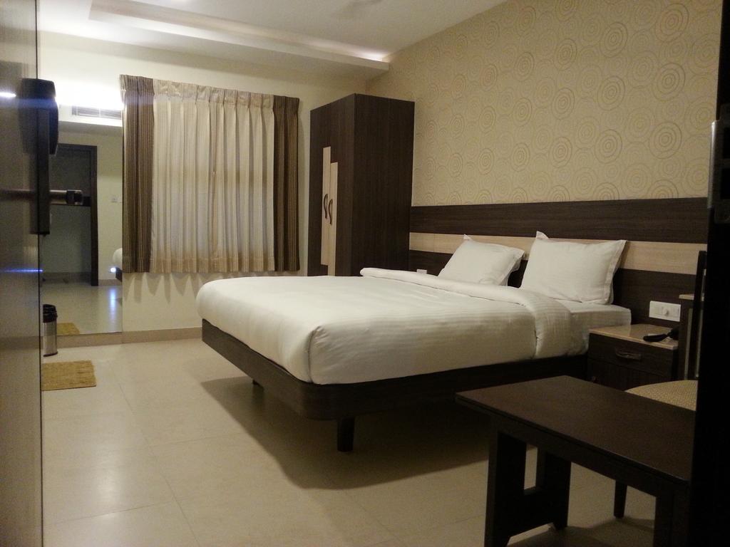 Hotel The Fortune Coimbatore Ruang foto